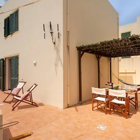 H2ome By An Island *