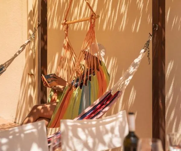 Nyaraló H2ome By An Island *